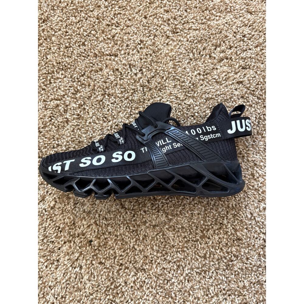 New WIthout Tags Just So So Training Gym Shoes EU 39 Womens 8.5-9